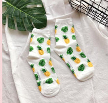 Load image into Gallery viewer, Fruit personality ladies socks